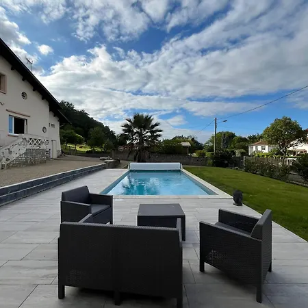 Appartement Au Petit Chene à Aire-sur-lʼAdour Extérieur photo